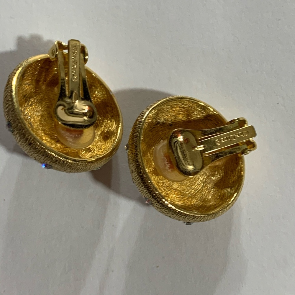 vintage DIOR gold-tone faux pearl clip EARRINGS - Picture 5 of 11